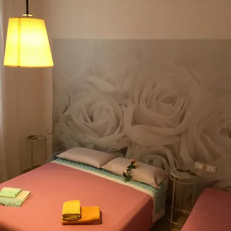 Apartment New Alex Home. Al Teatro. *